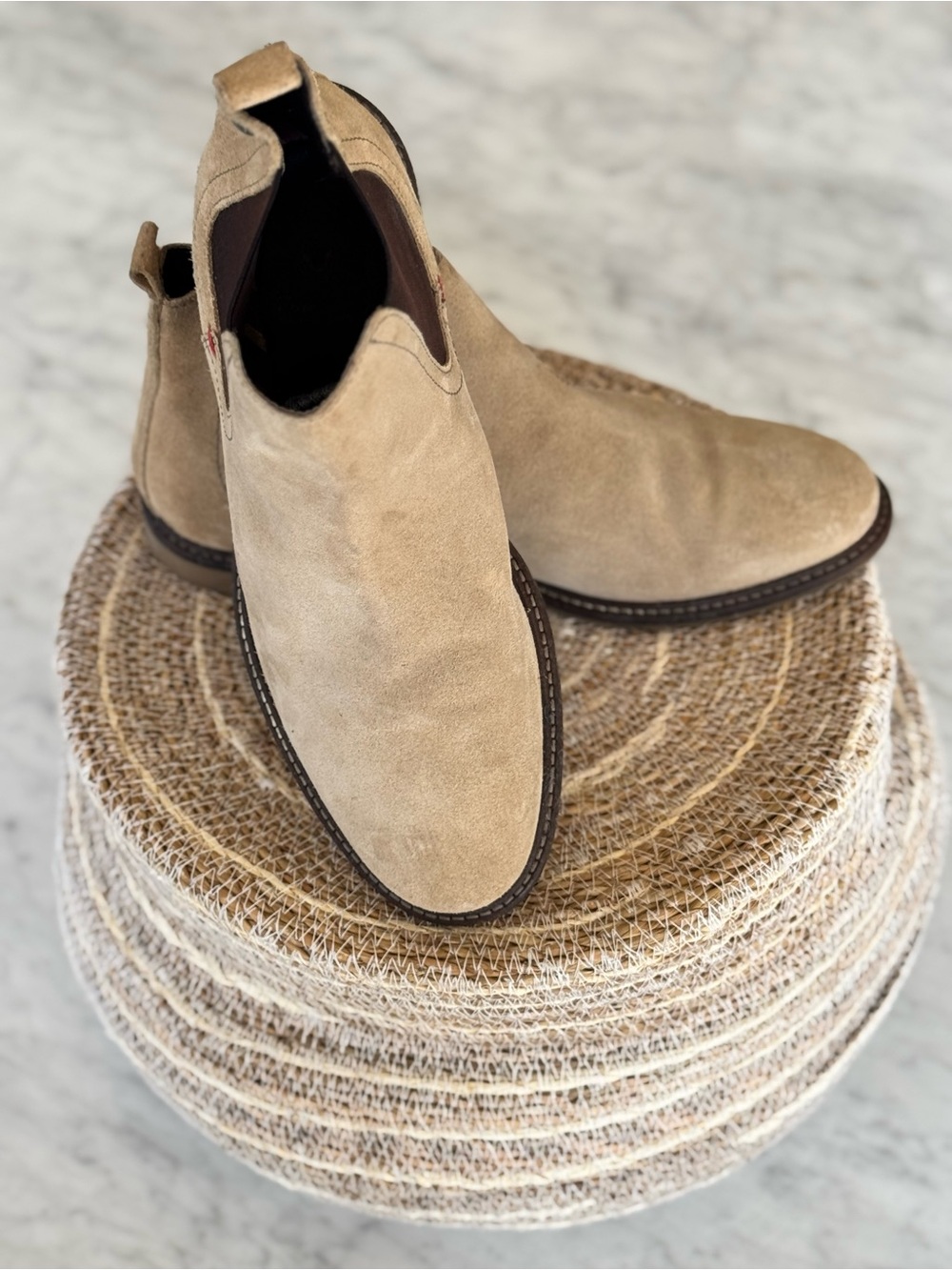 Base London“Ashdown” Suede Chelsea Boots – Men’s EU 42 (US 9)